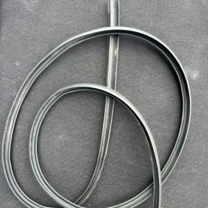 Seal (Round Front Over Screen Rail)