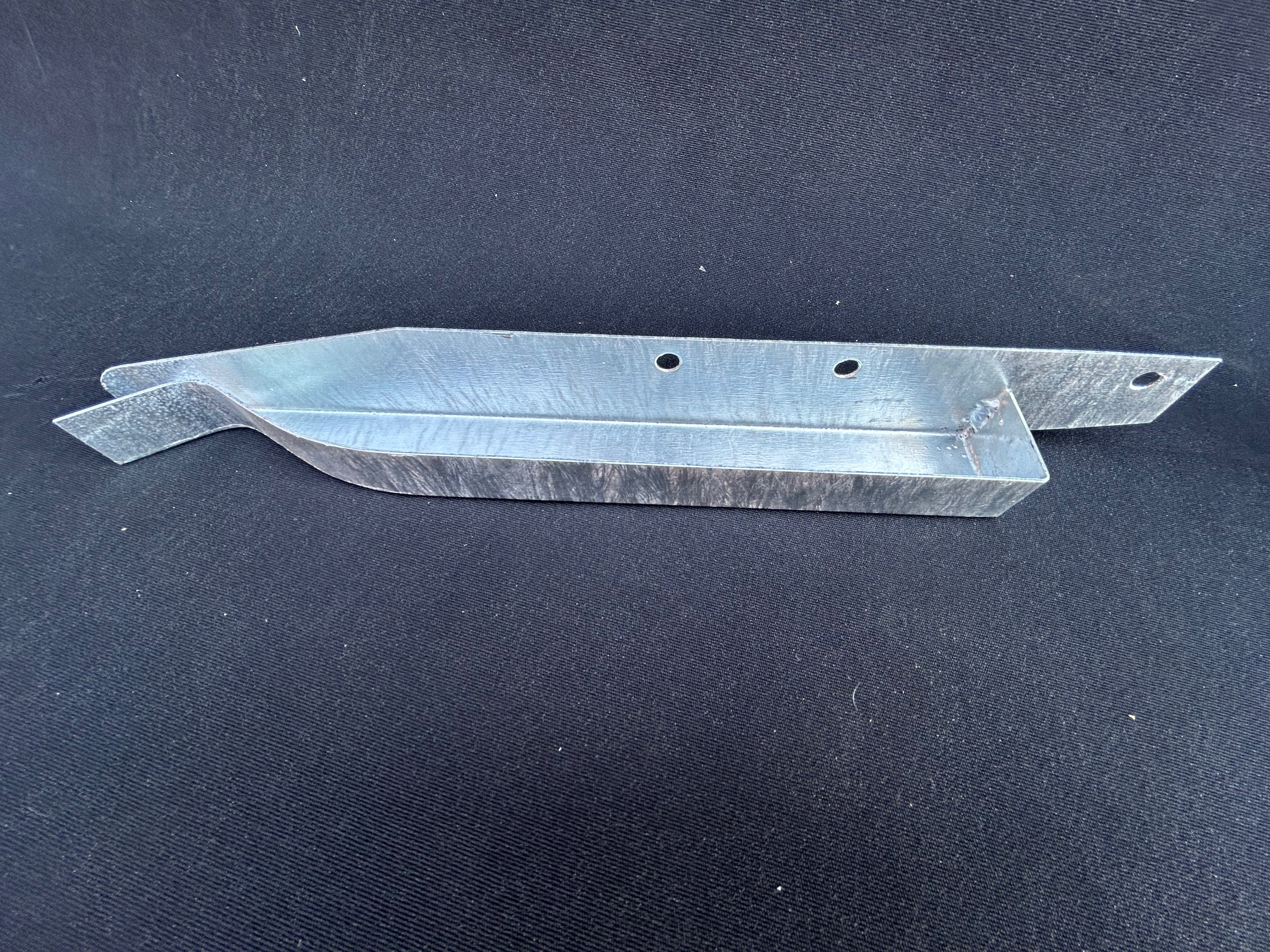 88/109 Cab Fit Side Drain Channel - Image 2